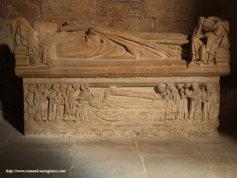 SEPULCRO DEL ABAD ARNALDO